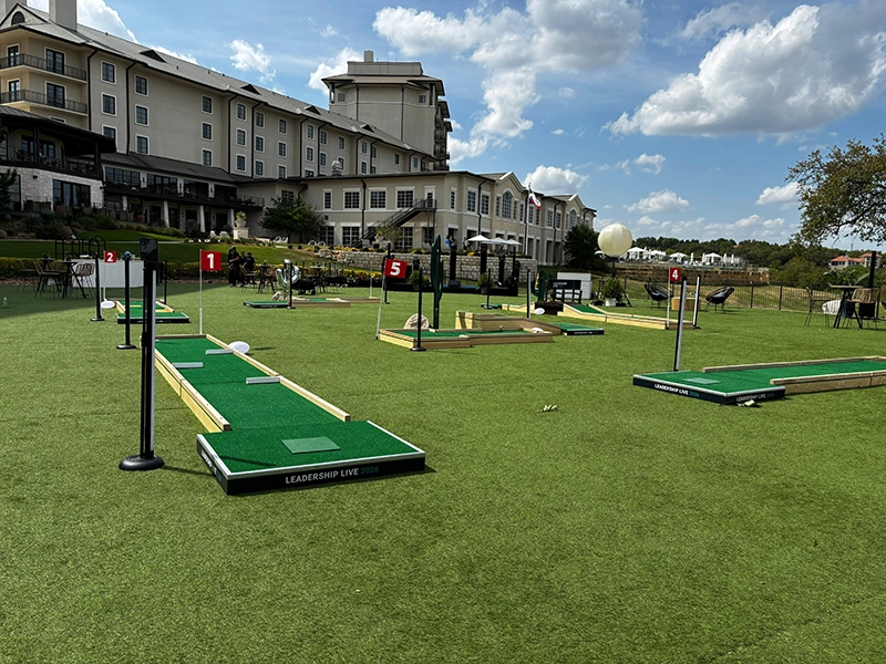 putt putt golf rentals image